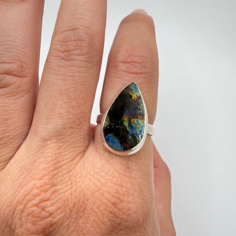Stunning 20x11mm pear shaped Labradorite cabochon ring in sterling‎ silver! - Picture 13 of 15